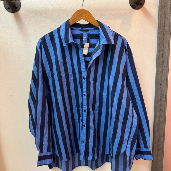 aerie Tops - NWT Aerie Good Day Striped Button Down